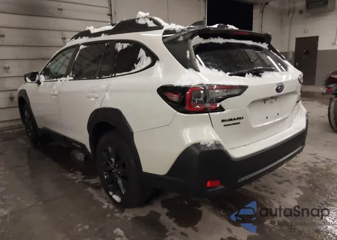 2023 Subaru Outback Onyx Edition z USA, uszkodzony, nr VIN 4S4BTAJC1P3130422